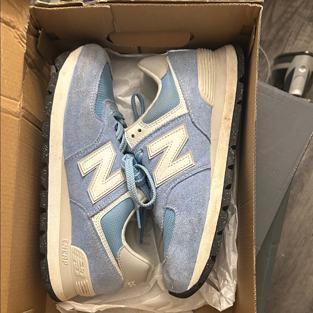 New Balance Kids Light Blue and Cream Sneakers